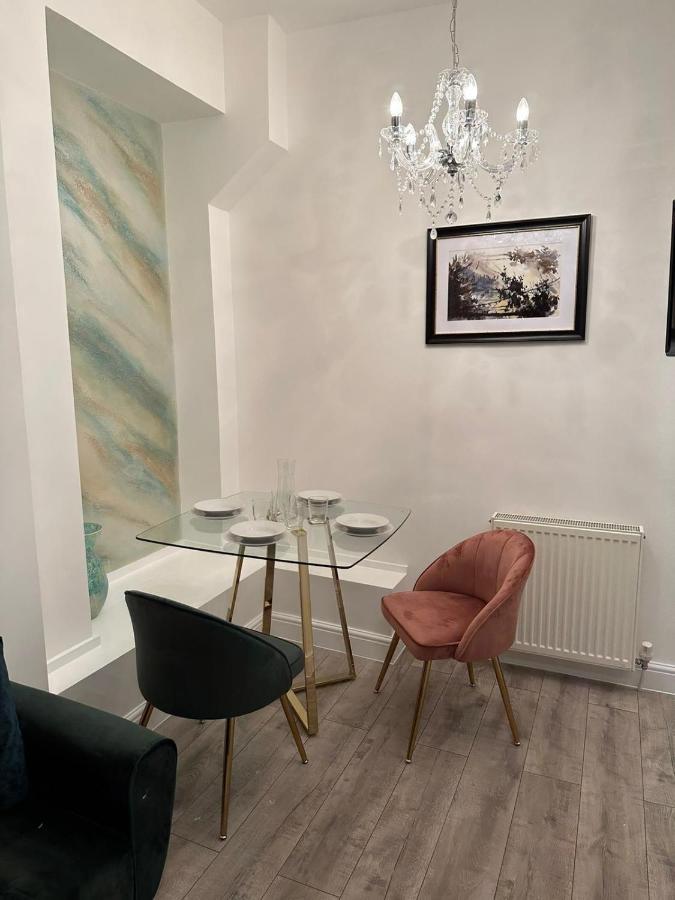 Amazing Getaways - The Place For You With Free Parking Aberdeen Exterior foto